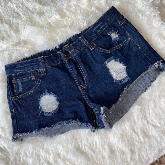 Forever 21 Dark Destroyed Denim Shorts Size 27 - Picture 1 of 4